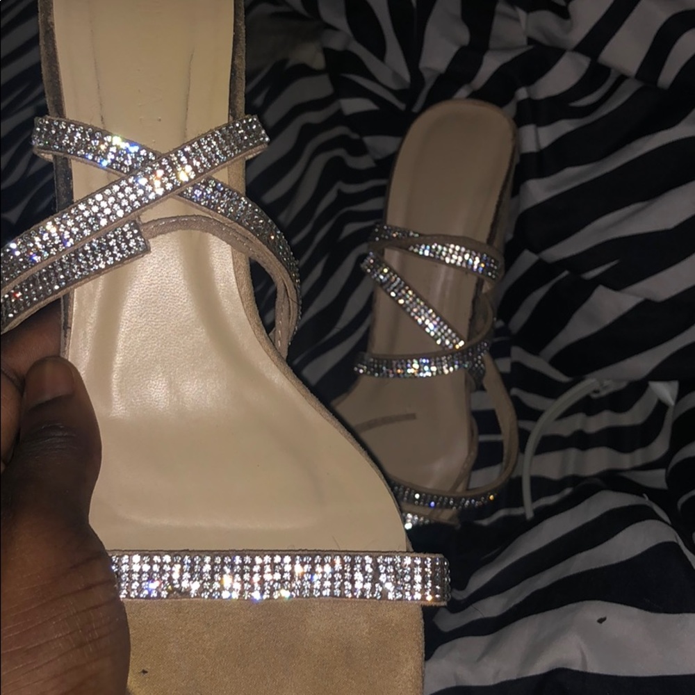 Sparkly Heels😍
